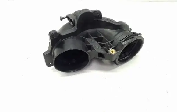 Intake resonator