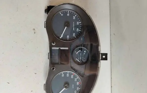 Citroen Berlingo Speedometer (instrument cluster) 9665000480