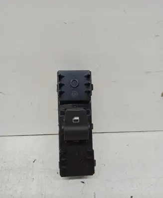 Hyundai i30 Quarter vent window switch 93576G3000