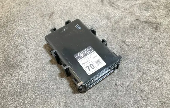 Lexus RX 450H Gateway control module 8911148141 2320000041