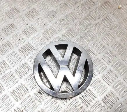 Volkswagen Touareg I Manufacturer badge logo/emblem 