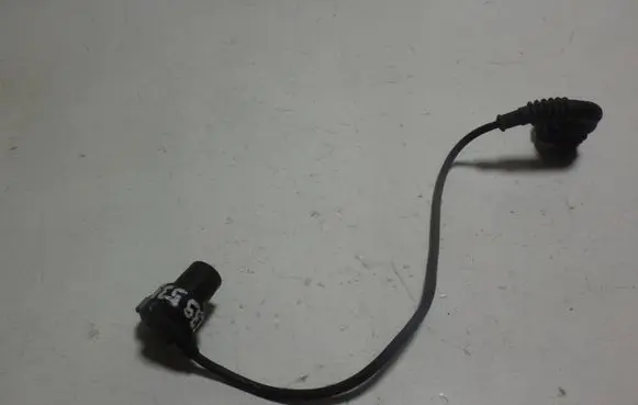 BMW 5 E39 Camshaft speed sensor 1742185