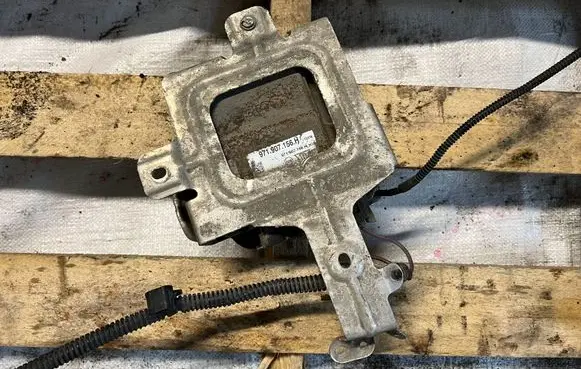 Audi Q7 4M Active stabilizer control unit 971907156H