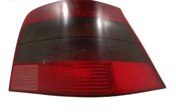 Volkswagen Golf IV Rear/tail lights 1J6945112T 1J6945257