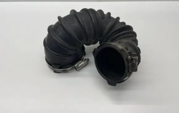 Audi A6 S6 C6 4F Intercooler hose/pipe 06D129627H