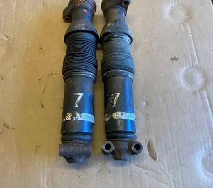 Mercedes-Benz E W124 Rear shock absorber/damper 012400102228