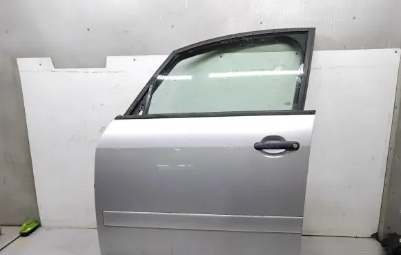 Audi A2 Front door