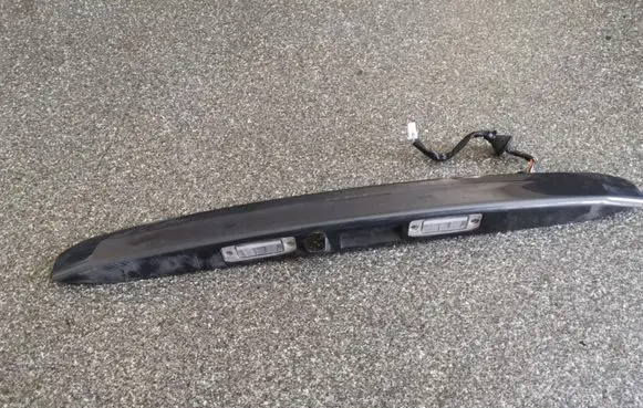 Hyundai Kona I Trunk door license plate light bar 87312J9100