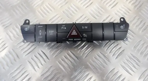 Mercedes-Benz GL X164 Hazard light switch A1648700551