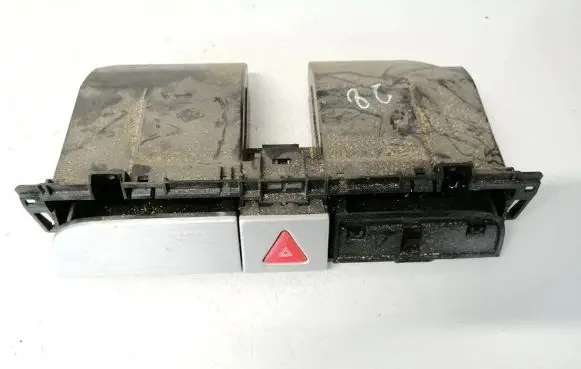 Volkswagen PASSAT B6 Hazard light switch 3c0856407