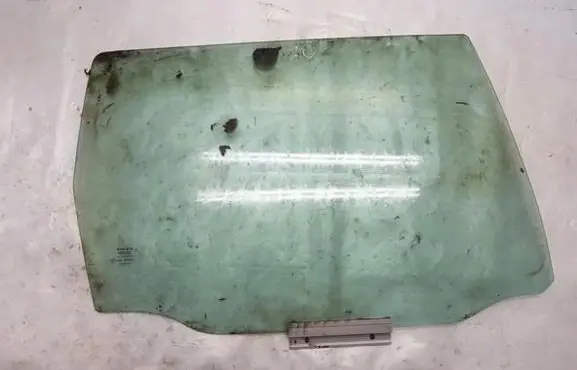 Volvo S70 V70 V70 XC Rear door window glass