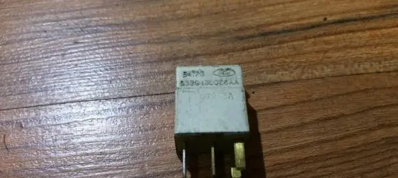 Ford Escort Other relay 93bg13l028aa b47pg