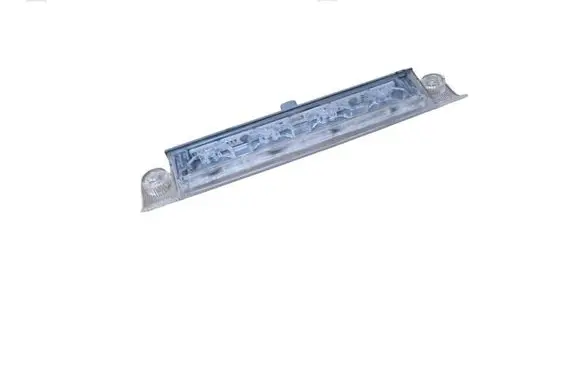Toyota Yaris Cross Third/center stoplight