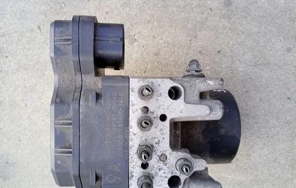 Lexus GS 300 350 430 450H ABS Pump