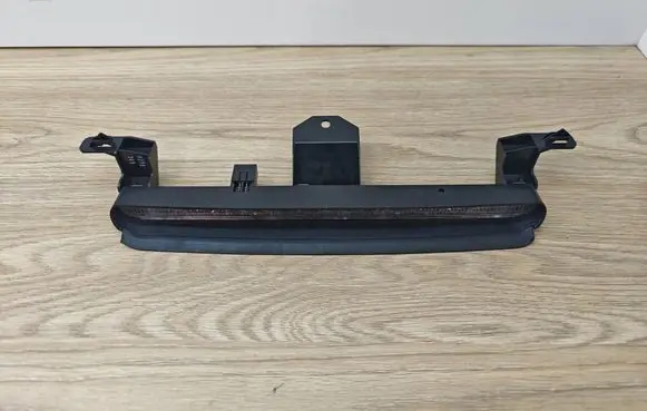 Volvo V70 Third/center stoplight 30763884 16511110