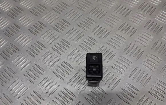 Mazda 323 F Light relay 
