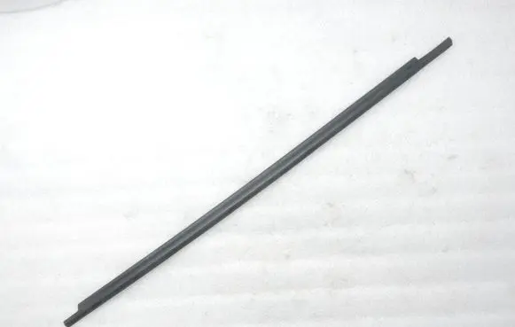 Toyota Auris 150 Front door glass trim molding 7572002130