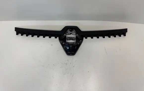 Renault Austral Front bumper upper radiator grill 95010