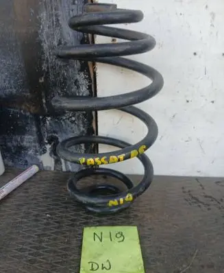 Volkswagen PASSAT B5 Rear coil spring