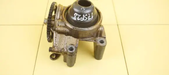 Volkswagen Polo V 6R Oil pump 1790222 17SP28