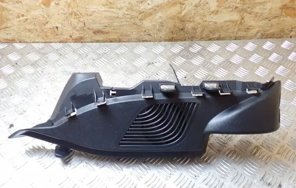 BMW 1 F20 F21 Other trunk/boot trim element 7221043
