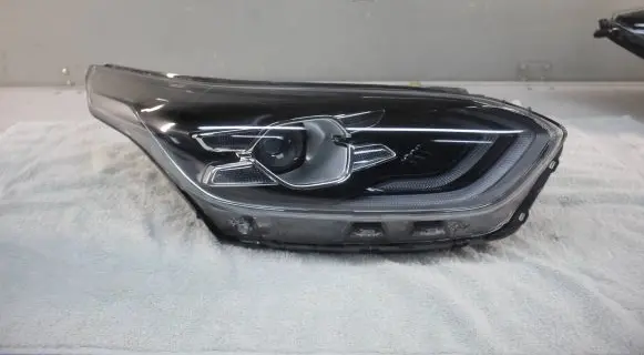 KIA Ceed Headlight/headlamp 92102J7100 RJ10BH05 040920181156
