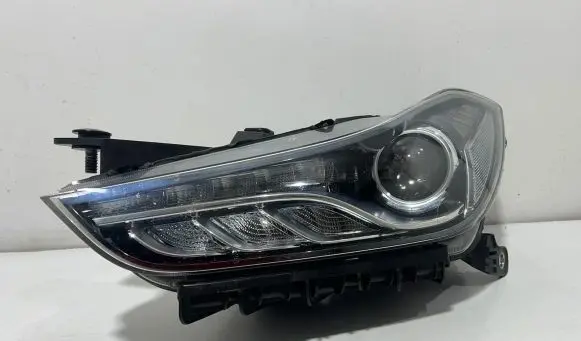 Maserati Ghibli Headlight/headlamp 00670038240 00RL00SM2 23A7-T2