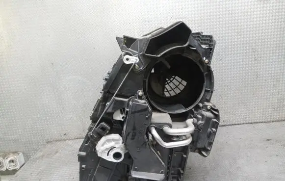 Interior heater climate box assembly