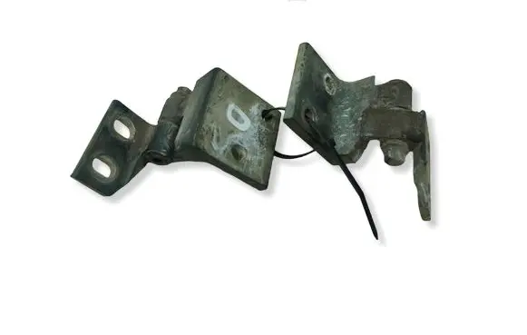 Citroen Berlingo Front door upper hinge 