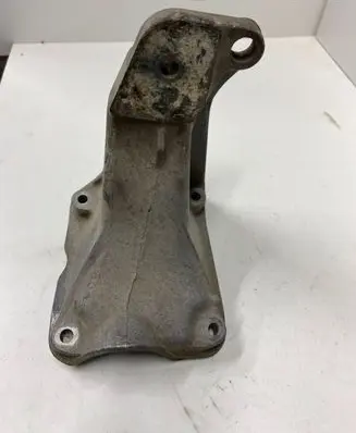 Volkswagen Caddy Engine mounting bracket 1H0199354A