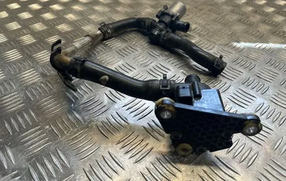 Porsche Panamera (971) Electric auxiliary coolant/water pump 06H121601P 704071230 T2970508P