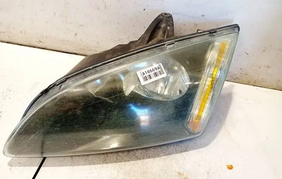 Ford Focus Headlight/headlamp