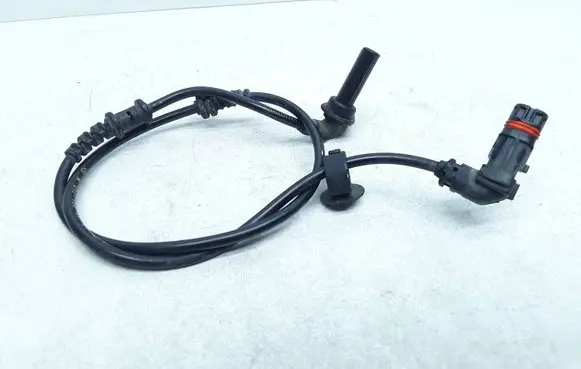 Mercedes-Benz E W212 ABS brake wheel speed sensor A2129050701