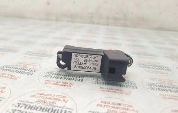 Audi A4 S4 B5 8D Airbag deployment crash/impact sensor 8D0959643B