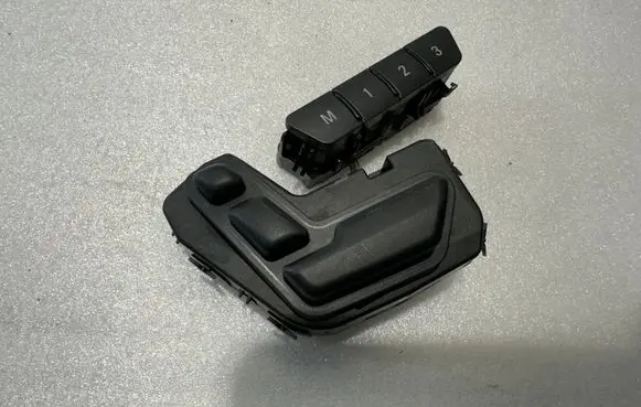 Mercedes-Benz GL X166 Seat adjustment handle A1669058900