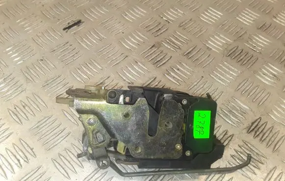 Alfa Romeo 156 Front door lock 1663025