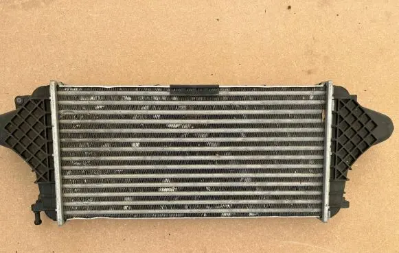 Mercedes-Benz GL X166 Intercooler radiator A0995000600