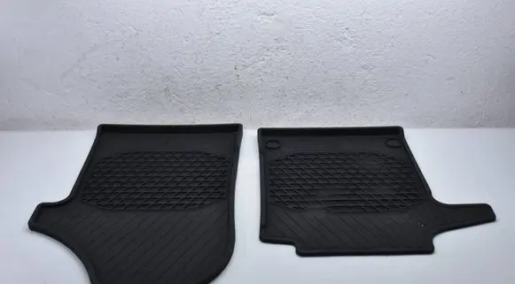 Mercedes-Benz Vito Viano W447 Car floor mat set A4476806500 A4476806700