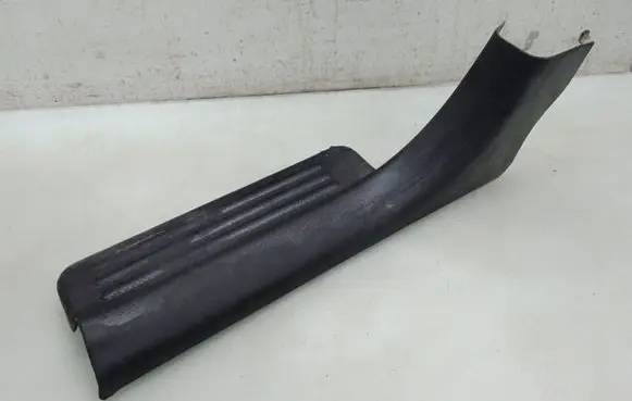 Opel Frontera B Rear sill trim cover