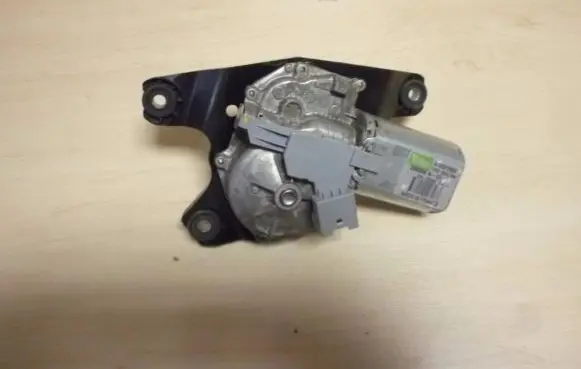 BMW X1 E84 Front door window regulator motor 2990856 V076