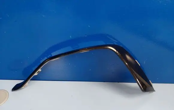 Audi Q8 Rear bumper trim bar molding 4M8853842 4M8853842AP6