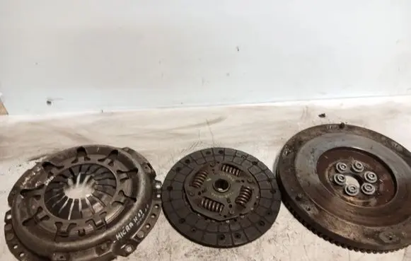 Toyota Yaris Clutch set kit 31250-0d040