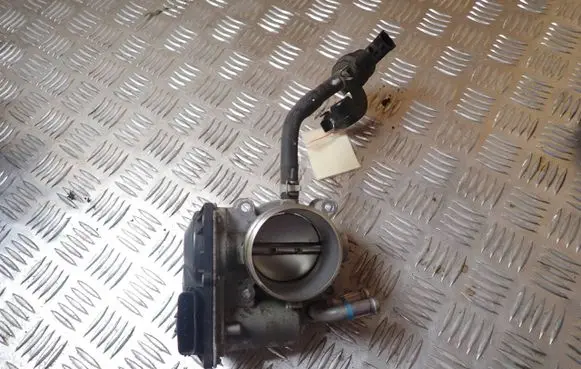 KIA Sportage Throttle valve 351002B340 583011U23 F2659