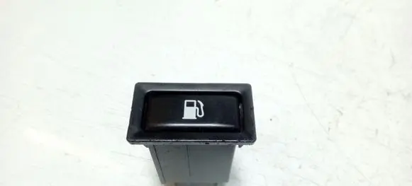 Toyota Avensis T250 Fuel tank opening switch 
