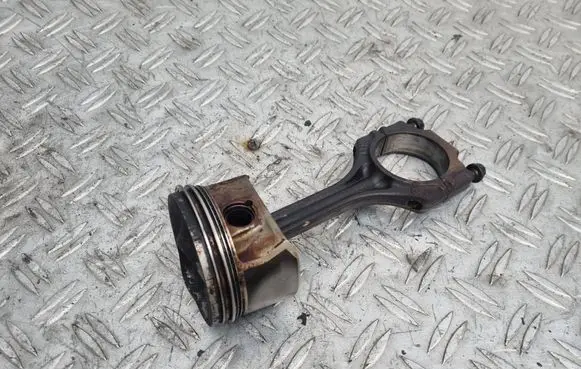 Volkswagen Golf Plus Piston with connecting rod 036L ES11 AE3