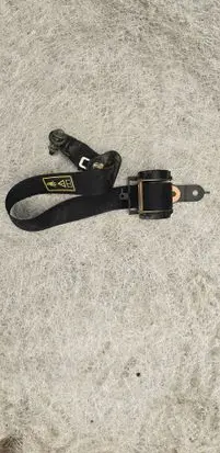 Nissan Terrano Rear seatbelt