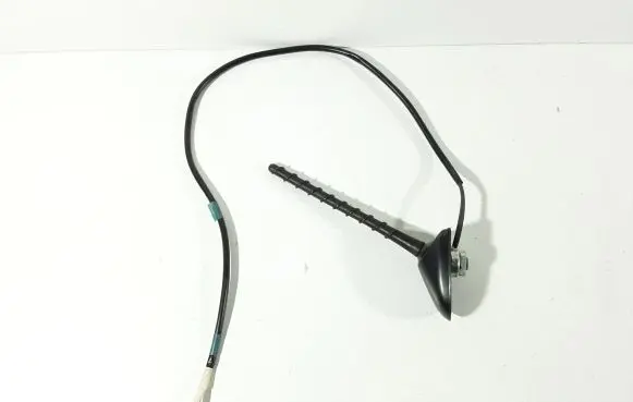 Toyota Yaris Radio antenna V307517C