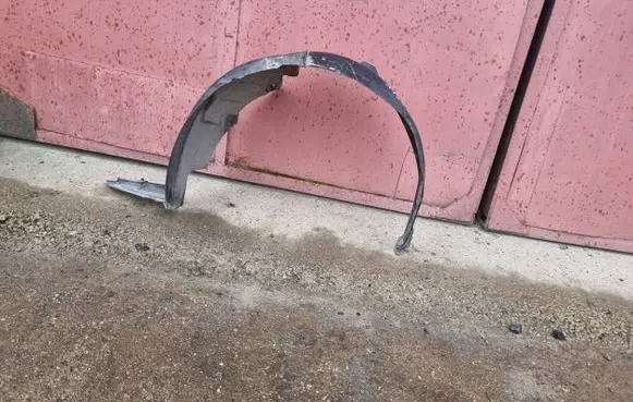 KIA Carens II Front wheel arch liner splash guards 868111D050