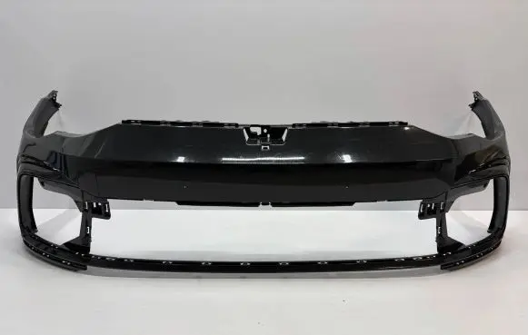 Volkswagen Golf VIII Front bumper 5H0807221Gpm 5H0807221G