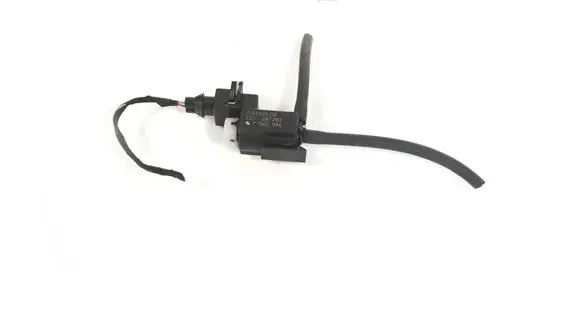 Volvo S90, V90 Turbo solenoid valve 70150400 7560946